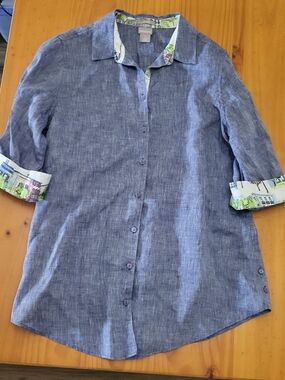 100% Linen Chico's Blue Button Down with Printed Trim